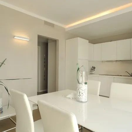 San Marco Suites&apartments Αλάσιο