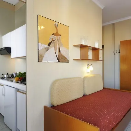 מלון דירות San Marco Suites&apartments 3*