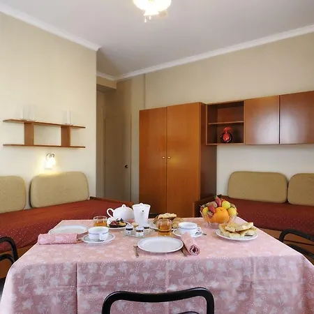 Ξενοδοχείο με διαμερίσματα San Marco Suites&apartments