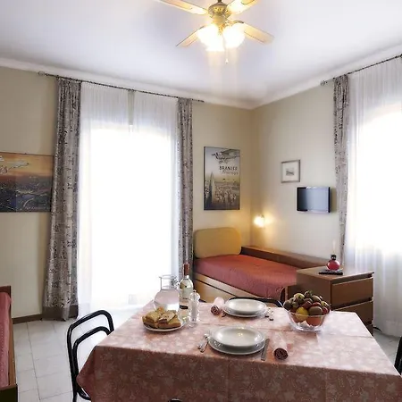 아파트호텔 San Marco Suites&apartments 4*