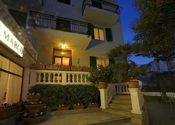 公寓式酒店 San Marco Suites&apartments 阿拉西奥